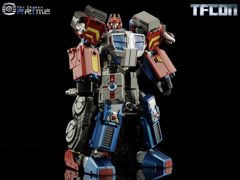 Planet X PX 14B Helios Powered Convoy TFCon Edition  (8 of 24)